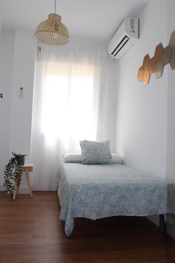 Beautiful Brand New 2 Bedroom Flat With Terrace Málaga Esterno foto
